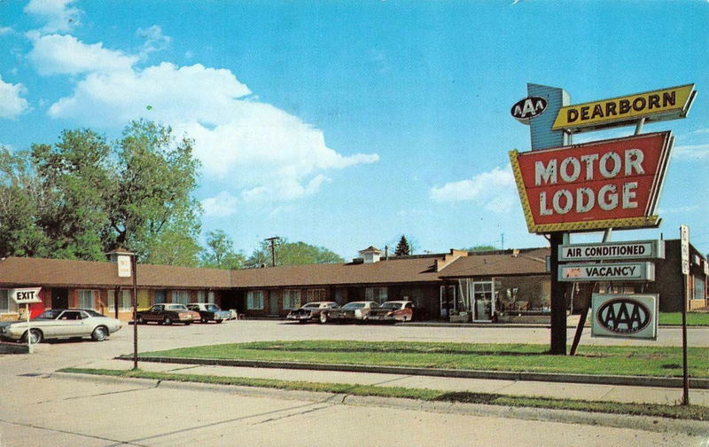 Dearborn Motor Lodge - Vintage Postcard (newer photo)